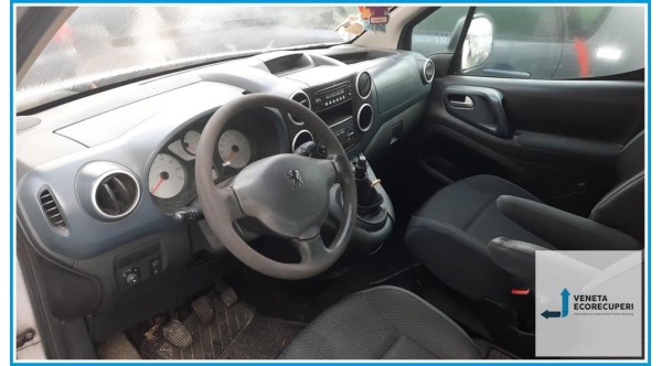PEUGEOT PARTNER B9 del 2009 parti usate e ricambi - Tipo Motore 9HV