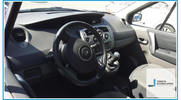RENAULT SCENIC 2a Serie  del 2008 parti usate e ricambi - Tipo Motore K9KG7