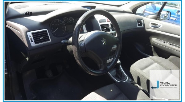 PEUGEOT 307  del 2006 parti usate e ricambi - Tipo Motore NFU