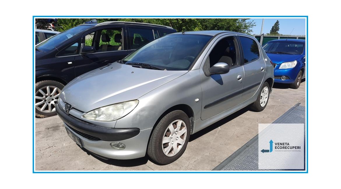PEUGEOT 206  del 2005 parti usate e ricambi - Tipo Motore 8HZ