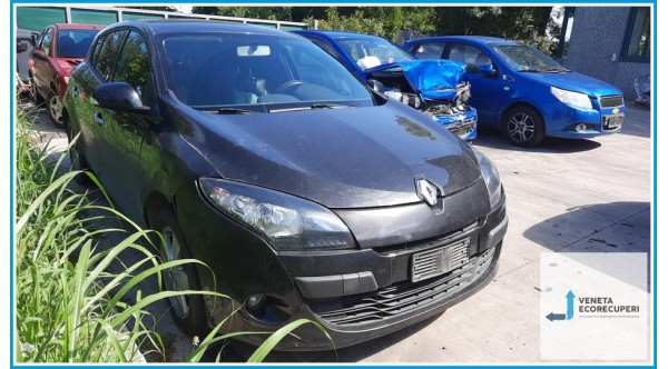 RENAULT MEGANE 3a Serie  del 2009 parti usate e ricambi - Tipo Motore K9KJ8