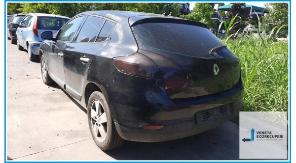 RENAULT MEGANE 3a Serie  del 2009 parti usate e ricambi - Tipo Motore K9KJ8