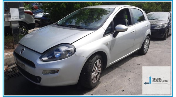 FIAT PUNTO 6U del 2014 parti usate e ricambi - Tipo Motore 199A9000