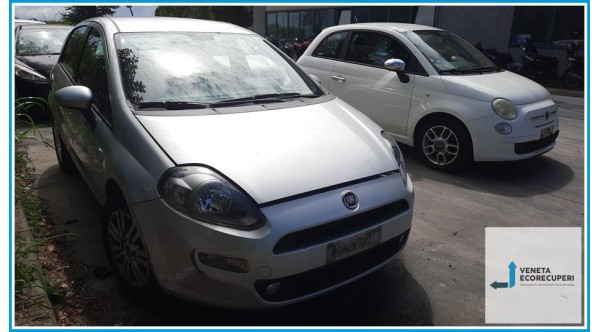 FIAT PUNTO 6U del 2014 parti usate e ricambi - Tipo Motore 199A9000
