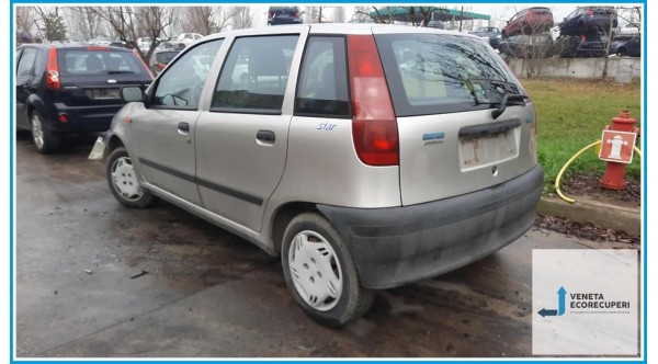 FIAT PUNTO 1a Serie  del 1998 parti usate e ricambi - Tipo Motore 176B4000