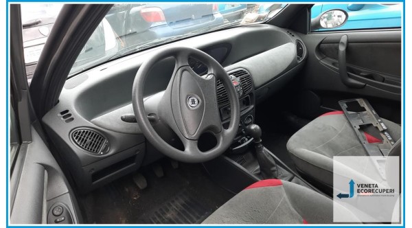 LANCIA Y  del 2000 parti usate e ricambi - Tipo Motore 840A3000
