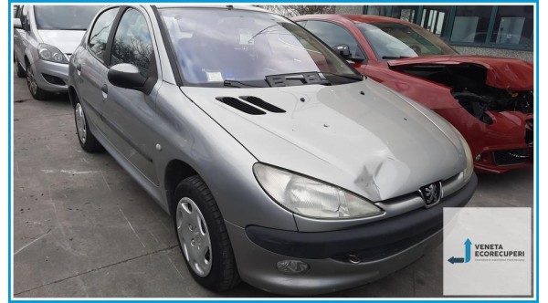 PEUGEOT 206  del 2002 parti usate e ricambi - Tipo Motore HFX