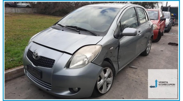 TOYOTA YARIS  del 2006 parti usate e ricambi - Tipo Motore 1KRFE