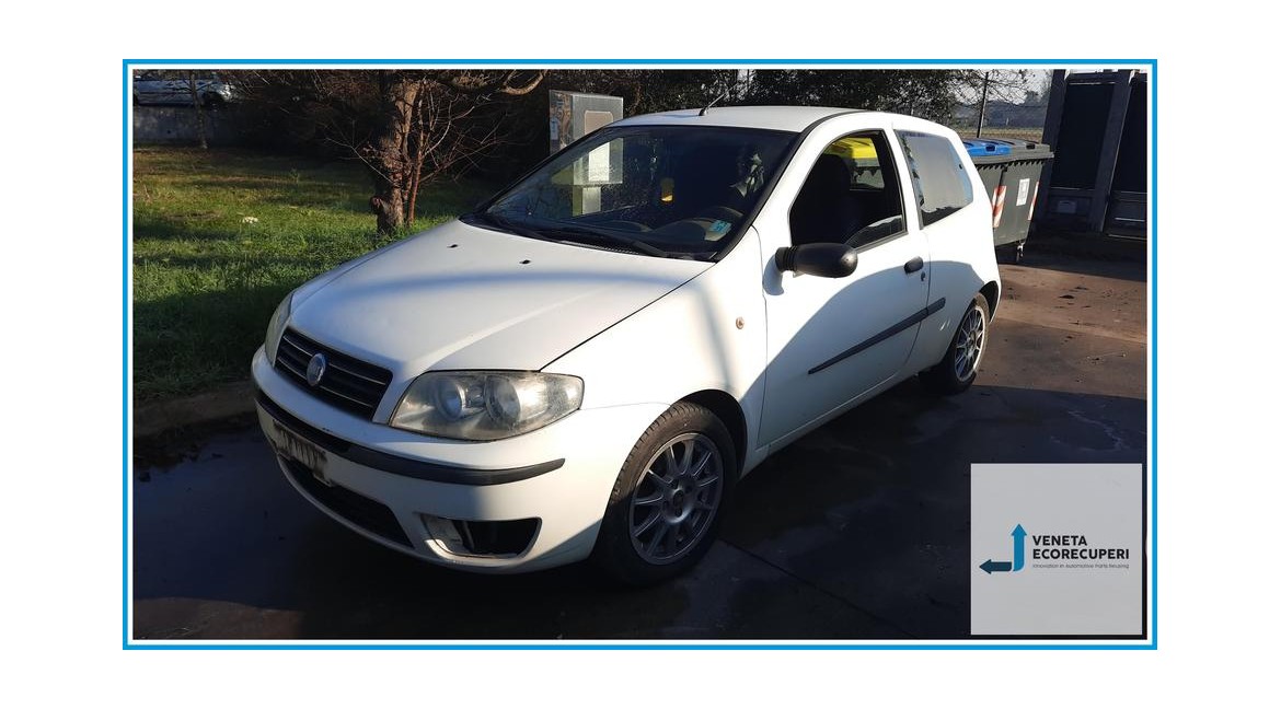 FIAT PUNTO VAN 2U del 2004 parti usate e ricambi - Tipo Motore 188A9000