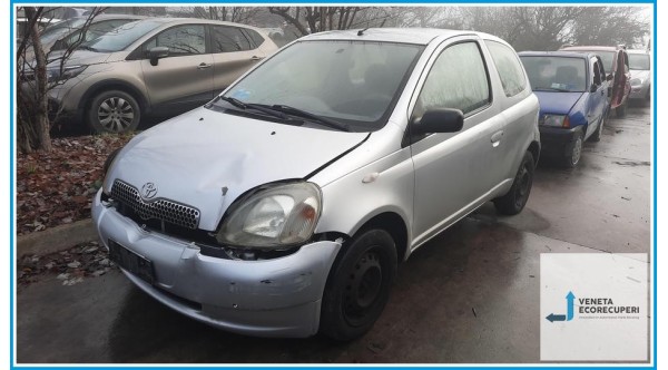 TOYOTA YARIS FRP del 2001 parti usate e ricambi - Tipo Motore 1SZFE