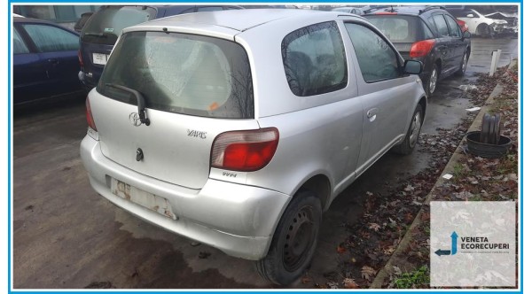 TOYOTA YARIS FRP del 2001 parti usate e ricambi - Tipo Motore 1SZFE