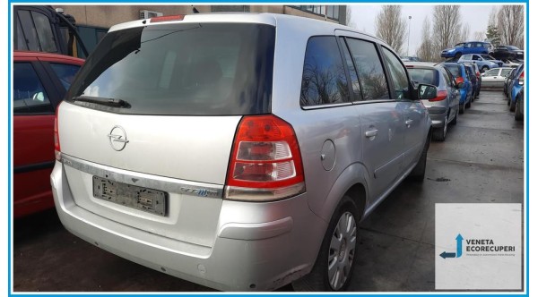 OPEL ZAFIRA A05 del 2011 parti usate e ricambi - Tipo Motore A16XNT