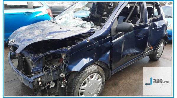 TOYOTA YARIS JPP del 1999 parti usate e ricambi - Tipo Motore 1SZFE