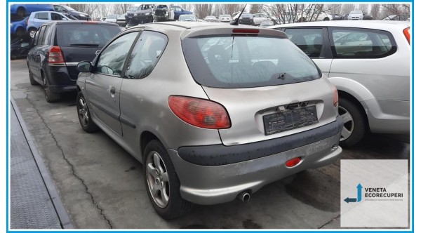 PEUGEOT 206  del 2001 parti usate e ricambi - Tipo Motore NFU