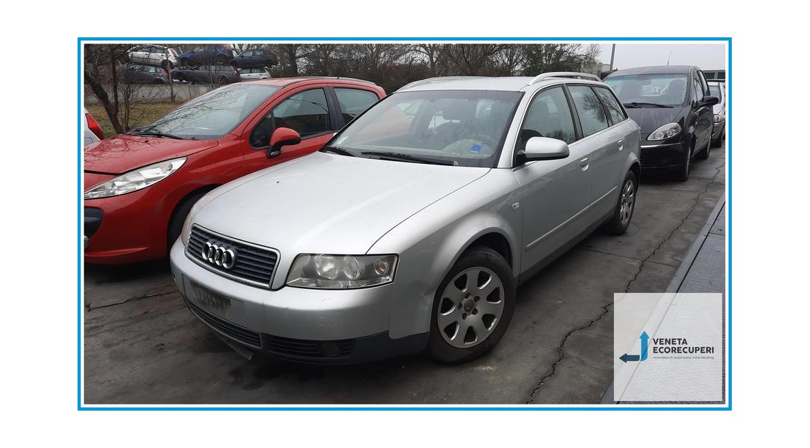 AUDI A4 8E del 2002 parti usate e ricambi - Tipo Motore AWX