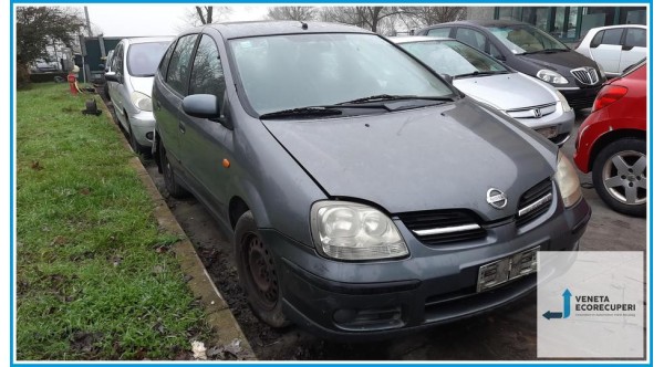 NISSAN ALMERA TINO  del 2003 parti usate e ricambi - Tipo Motore YD22