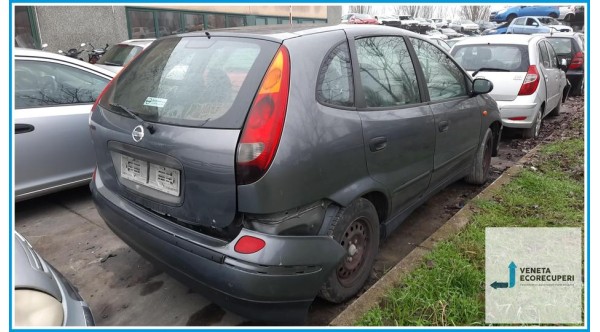 NISSAN ALMERA TINO  del 2003 parti usate e ricambi - Tipo Motore YD22