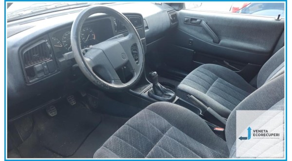 VOLKSWAGEN PASSAT 3A del 1991 parti usate e ricambi - Tipo Motore RP