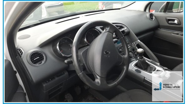 PEUGEOT 3008  del 2013 parti usate e ricambi - Tipo Motore 9H05