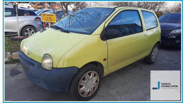 RENAULT TWINGO 1a Serie  del 2001 parti usate e ricambi - Tipo Motore D7FF7