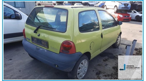 RENAULT TWINGO 1a Serie  del 2001 parti usate e ricambi - Tipo Motore D7FF7