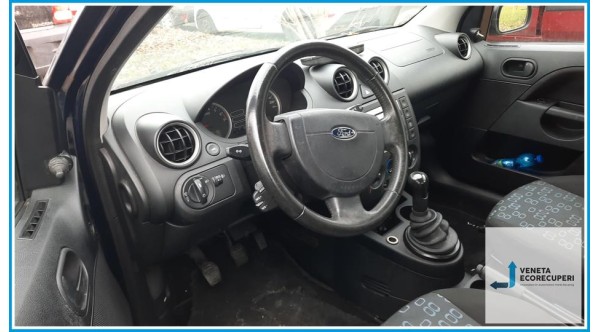 FORD FIESTA CBK del 2004 parti usate e ricambi - Tipo Motore FUJA