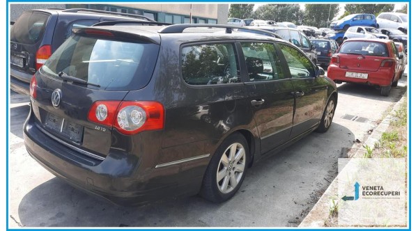 VOLKSWAGEN PASSAT 3C del 2009 parti usate e ricambi - Tipo Motore CBAB