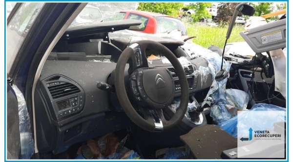CITROEN C4 PICASSO  del 2011 parti usate e ricambi - Tipo Motore 9H05