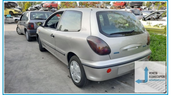 FIAT BRAVO 1L del 2000 parti usate e ricambi