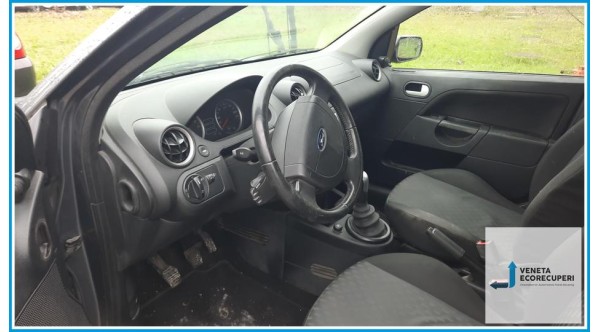 FORD FIESTA CBK del 2005 parti usate e ricambi - Tipo Motore FUJA
