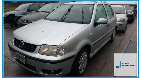 VOLKSWAGEN POLO 3a Serie  del 2001 parti usate e ricambi - Tipo Motore ASX