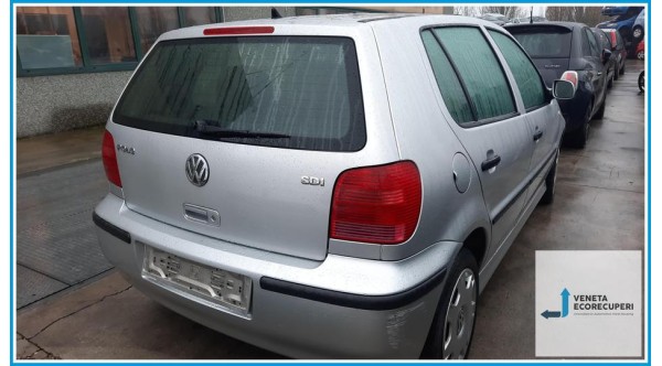 VOLKSWAGEN POLO 3a Serie  del 2001 parti usate e ricambi - Tipo Motore ASX