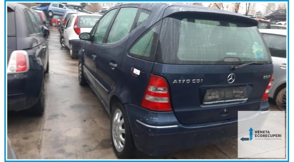 MERCEDES-BENZ Classe A W168 del 2002 parti usate e ricambi - Tipo Motore 668942