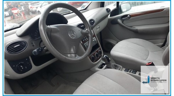 MERCEDES-BENZ Classe A W168 del 2002 parti usate e ricambi - Tipo Motore 668942
