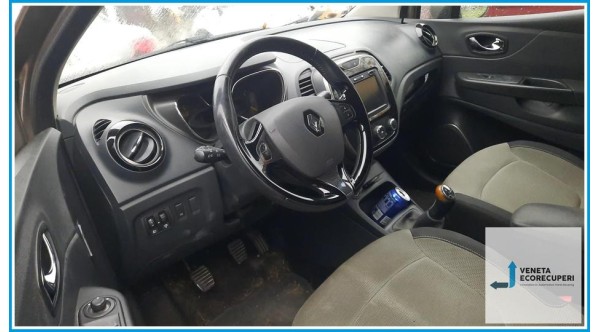 RENAULT CAPTUR  del 2014 parti usate e ricambi - Tipo Motore K9KB6
