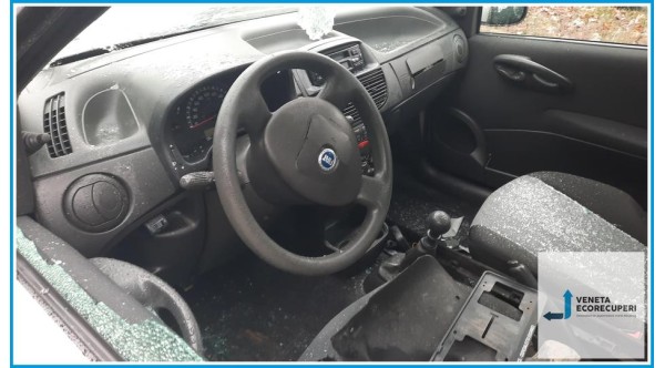 FIAT PUNTO 2U del 2005 parti usate e ricambi - Tipo Motore 188A4000