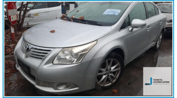 TOYOTA AVENSIS  del 2010 parti usate e ricambi - Tipo Motore 1ADFTV