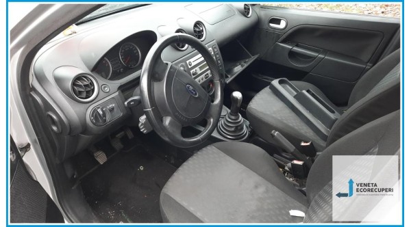 FORD FIESTA CBK del 2005 parti usate e ricambi - Tipo Motore FXJA