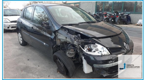 RENAULT CLIO 3a Serie  del 2008 parti usate e ricambi - Tipo Motore D4FD7