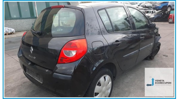RENAULT CLIO 3a Serie  del 2008 parti usate e ricambi - Tipo Motore D4FD7
