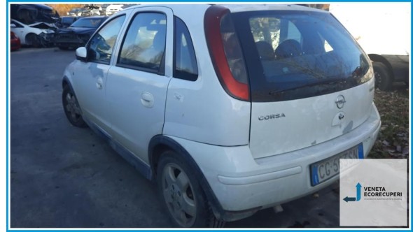 OPEL CORSA X01 del 2004 parti usate e ricambi - Tipo Motore Z13DT