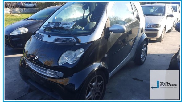 SMART COUPE' C450 del 2002 parti usate e ricambi - Tipo Motore 13
