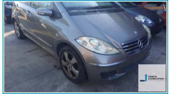 MERCEDES-BENZ Classe A W/C169 del 2007 parti usate e ricambi - Tipo Motore 266920