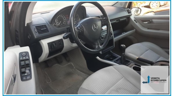 MERCEDES-BENZ Classe A W/C169 del 2007 parti usate e ricambi - Tipo Motore 266920