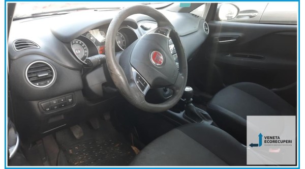 FIAT PUNTO 6U del 2014 parti usate e ricambi - Tipo Motore 169A4000