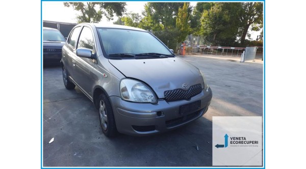 TOYOTA YARIS FRP del 2003 parti usate e ricambi - Tipo Motore 1SZFE