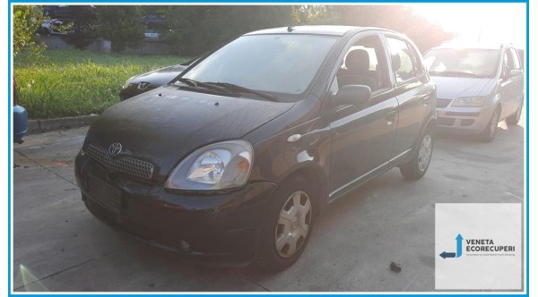 TOYOTA YARIS FRP del 2002 parti usate e ricambi - Tipo Motore 2SZFE