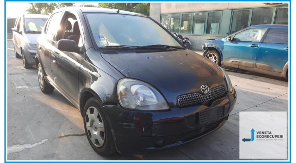 TOYOTA YARIS FRP del 2002 parti usate e ricambi - Tipo Motore 2SZFE
