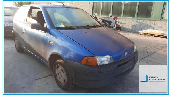 FIAT PUNTO 1a Serie  del 1997 parti usate e ricambi - Tipo Motore 176B2000