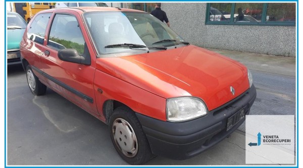 RENAULT CLIO 1a Serie  del 1997 parti usate e ricambi - Tipo Motore D7FA7
